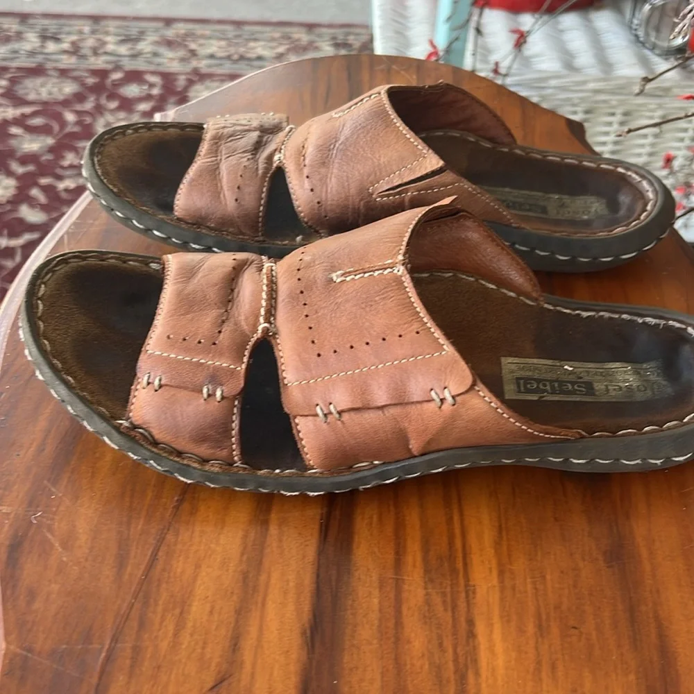 Josef Seibel Leather Slides Size 44
